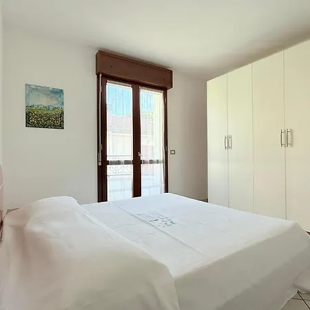 Rp08 - Cesenatico, Trilocale Con Balcone E Garage Vicino Al Mare *
