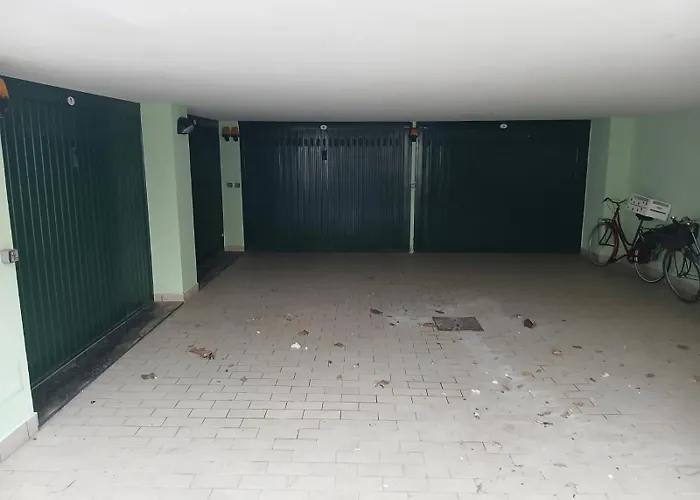 Rp08 - Cesenatico, Trilocale Con Balcone E Garage Vicino Al Mare Cesenatico