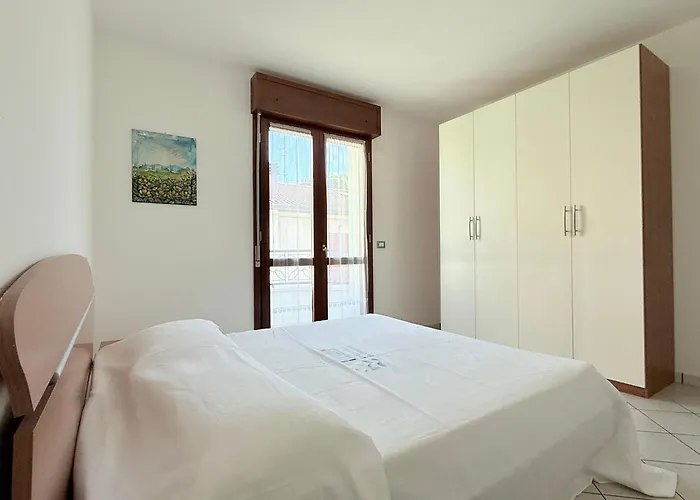 Rp08 - Cesenatico, Trilocale Con Balcone E Garage Vicino Al Mare *