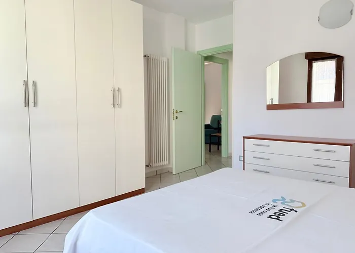 Rp08 - Cesenatico, Trilocale Con Balcone E Garage Vicino Al Mare *