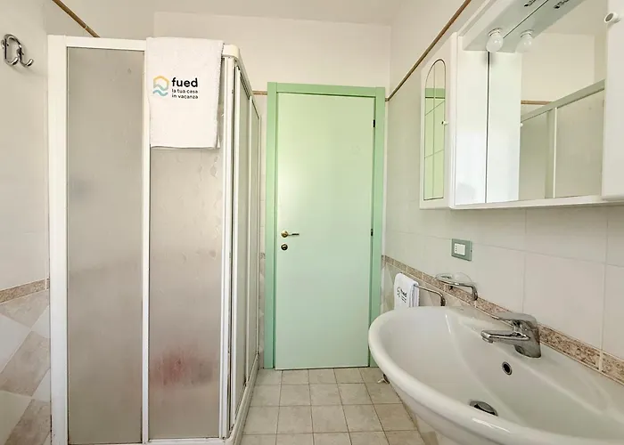 Appartamento Rp08 - Cesenatico, Trilocale Con Balcone E Garage Vicino Al Mare *